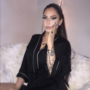 Meet your Posher, Francesca